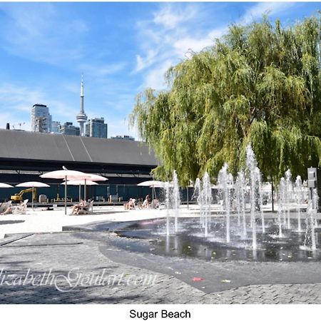 Three-Bedroom Condo With Free Parking Nearby Cn Tower With Lake View Toronto Luaran gambar